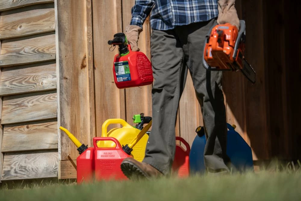 Best Pirce ๐คฉ Flash Sale ๐งจ Scepter USA Gas Cans 2-Gallon Plastic Gasoline Can ๐ ๐ 6 Best Pirce ๐คฉ Flash Sale ๐งจ Scepter USA Gas Cans 2-Gallon Plastic Gasoline Can ๐ ๐ - Image 6