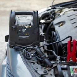 Outlet 😉 Coupon ⌛ Schumacher Electric Car Battery Jump Starters 750-Amp Car Battery Jump Starter 🧨 💯 -Outlet Automotive Store 16723637